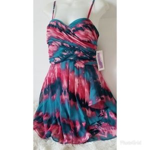 Hailey Logan by Adrianna Papell Floral Dress 7/8